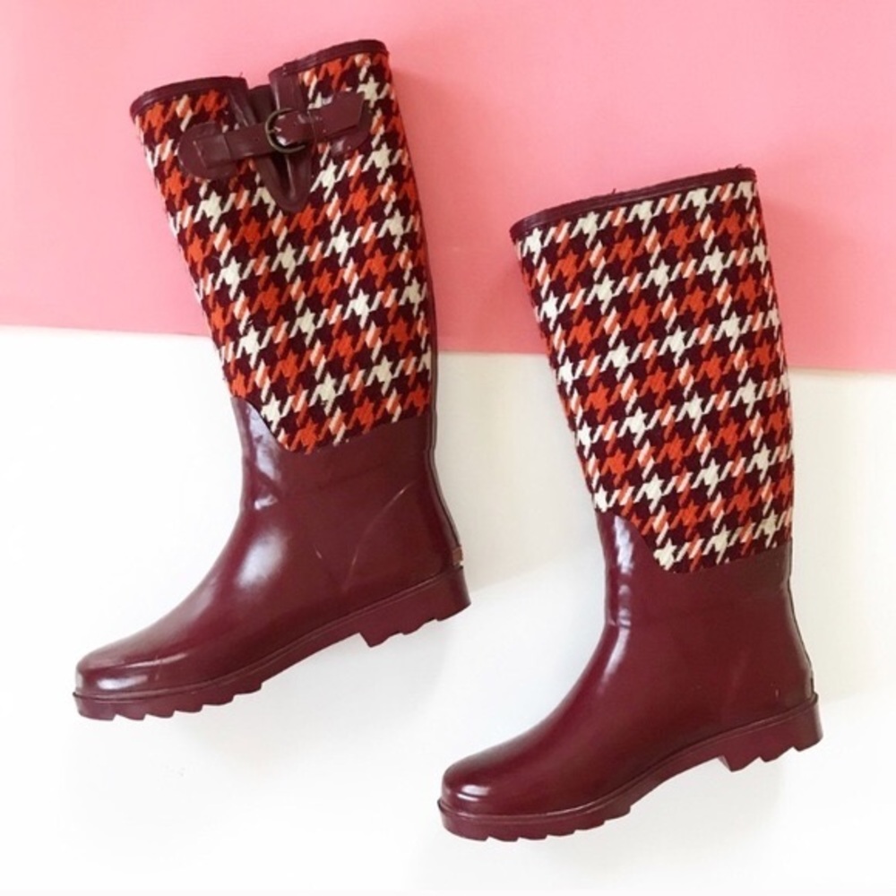 Banana Republic Houndstooth Rain Boots